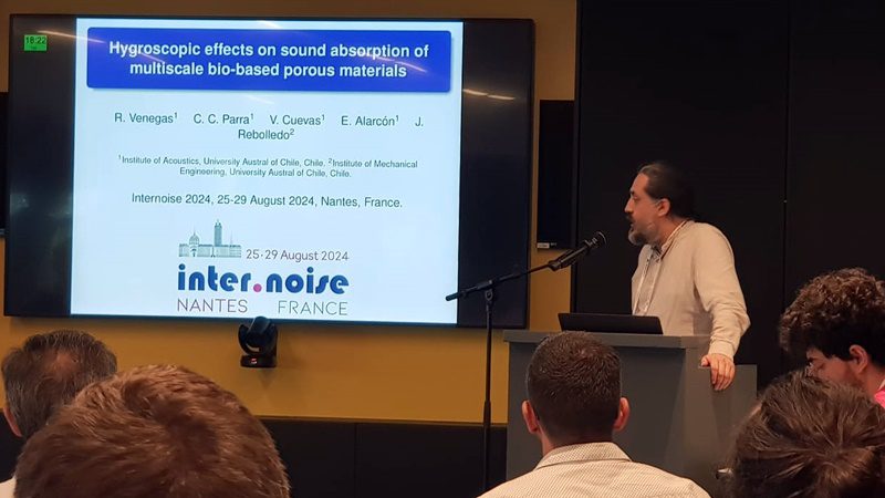 Dr Rodolfo Venegas carried out research activities in Poland and France