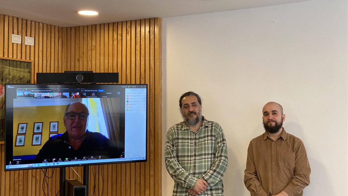 Claudio C. Parra graduates with a MSc. in Acoustics